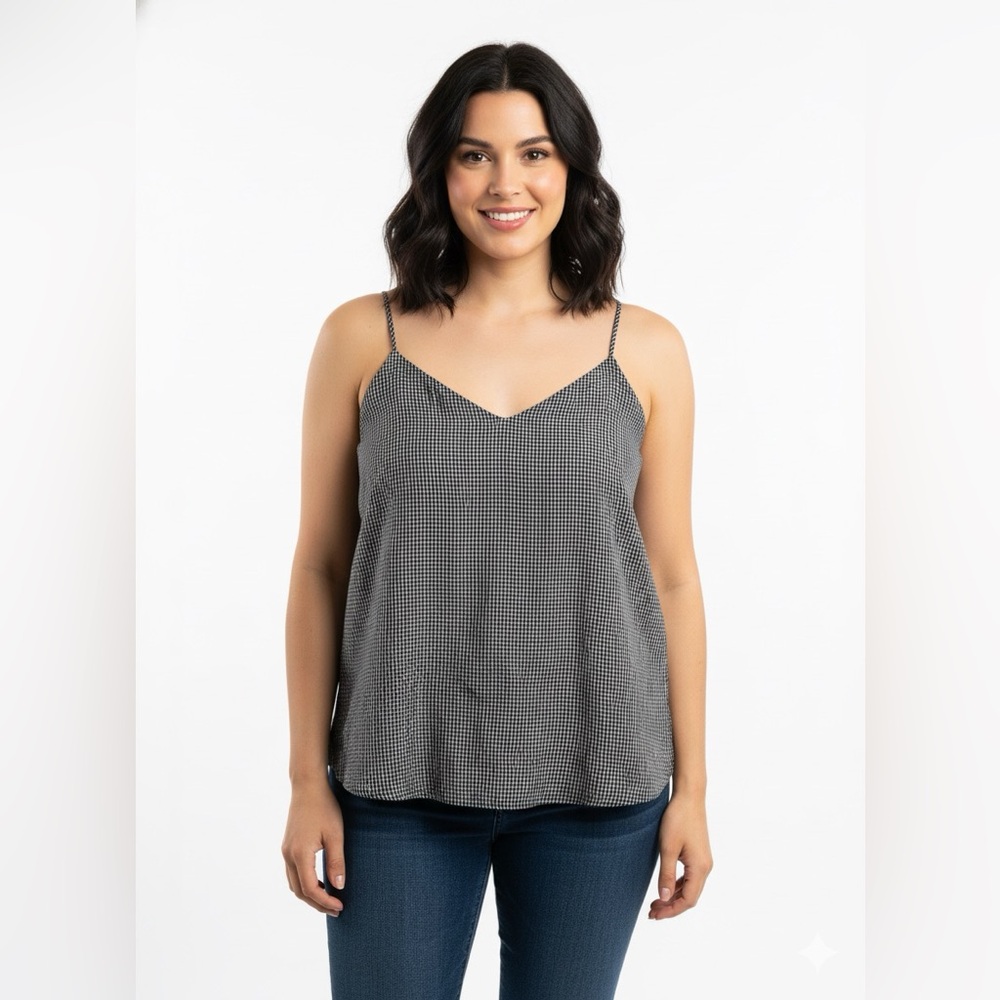 🔥 2/$10 3/12$ Banana Republic Black and White Gingham Camisole